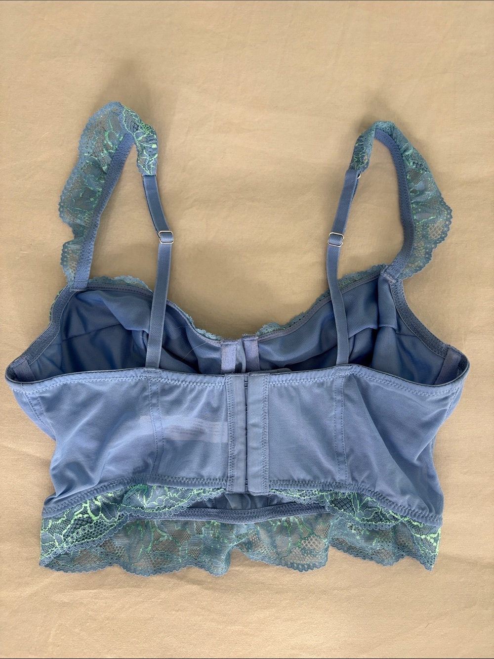 Auden Blue Longline Bra with Green Lace Trim - Picture 4 of 6